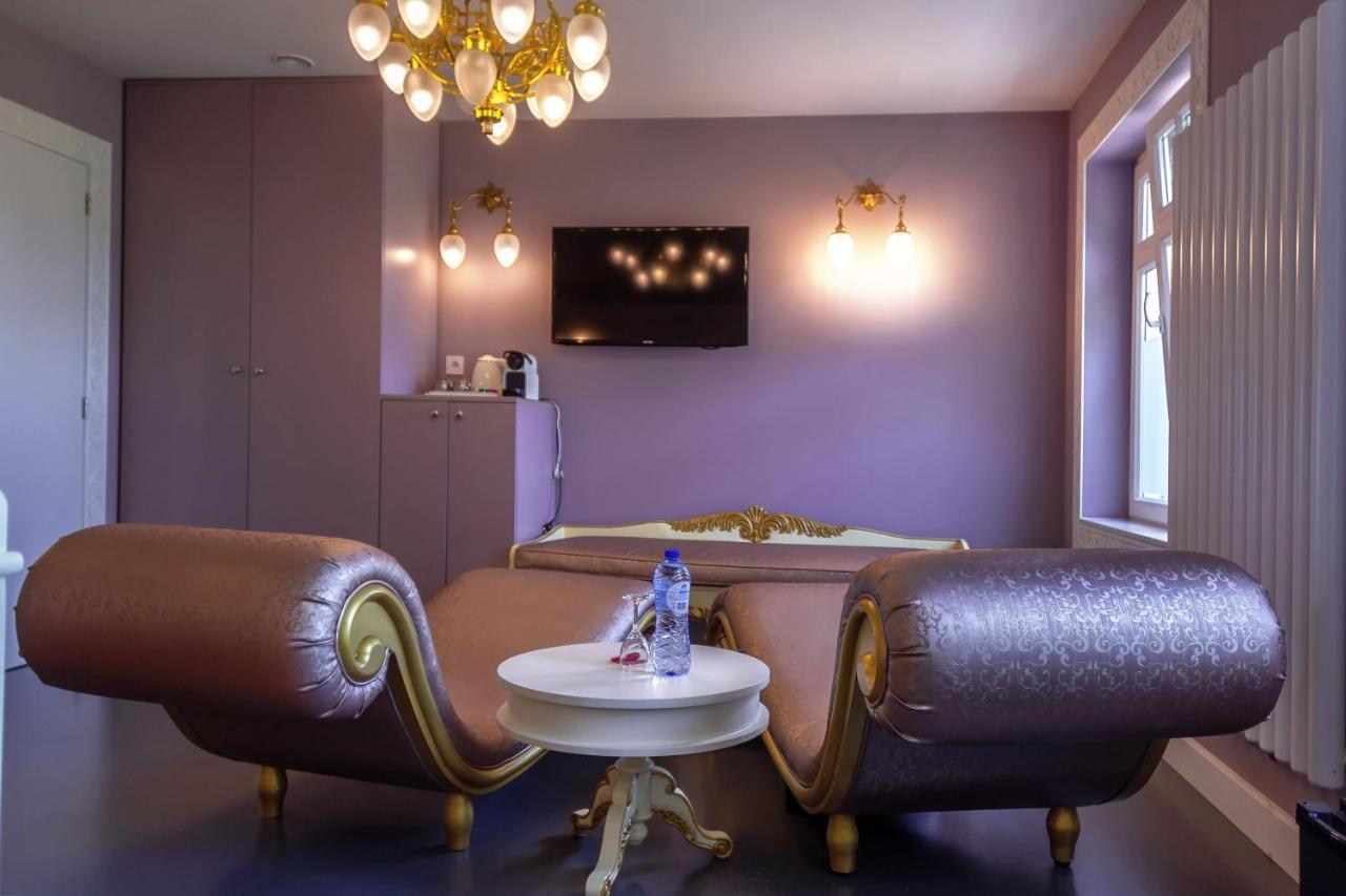B&B Saint-Georges -Located In The City Centre Of Bruges- מראה חיצוני תמונה A suite at the hotel